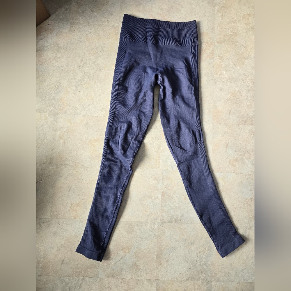 Lululemon Denim Blue Compression Leggings size 6 or 8